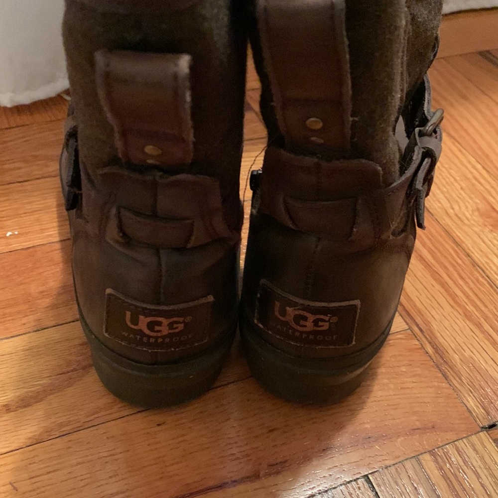 Ugg Leather Boots - Picture 2 of 6